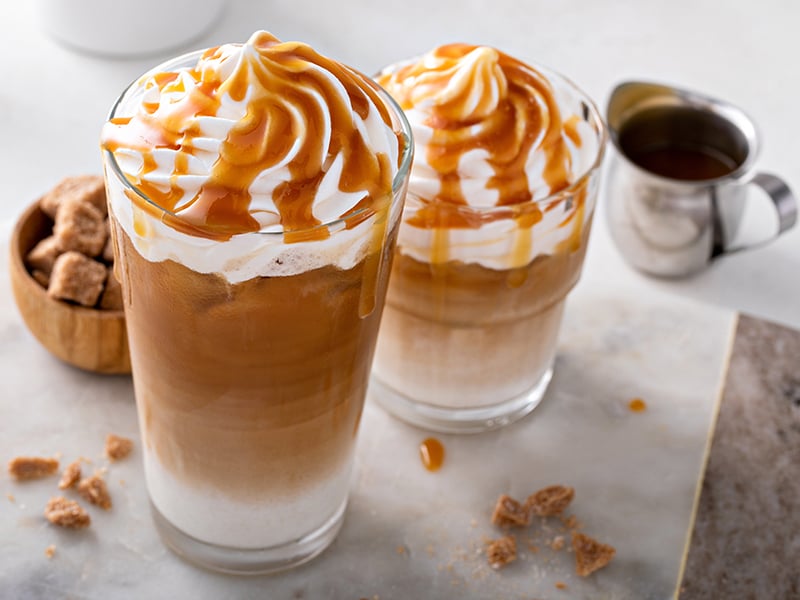 KARAMELLİ LATTE